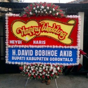 Menghias Hari dengan Bunga: Cinta yang Tak Pernah Pudar di Adipala