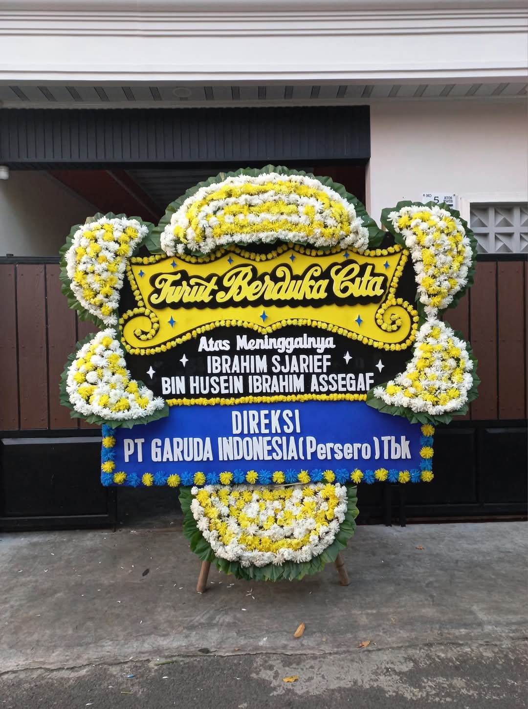 Bunga Adipala: Menghiasi Hari dengan Cinta yang Tak Pudar